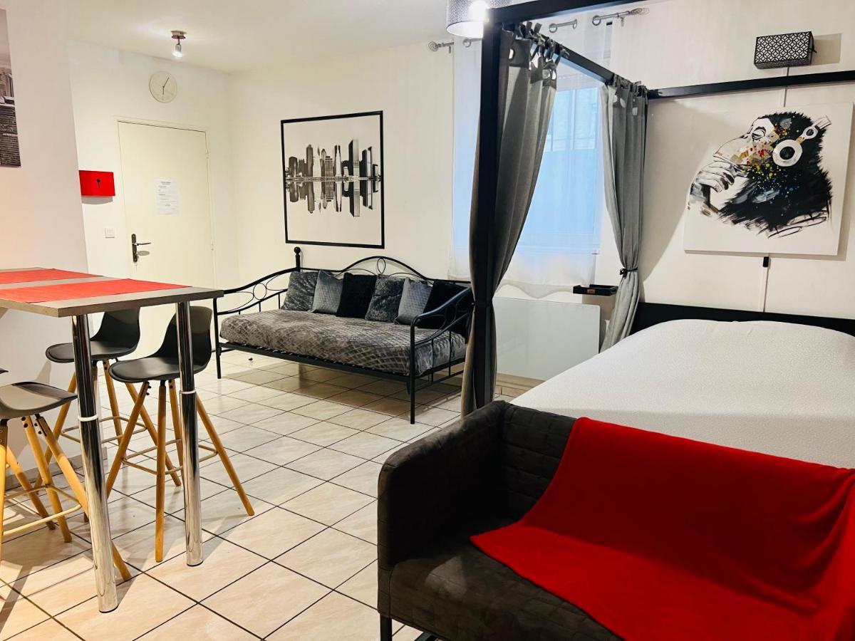 Charmant Studio Proximite Centre-Ville Et Gare Châlons-en-Champagne Zewnętrze zdjęcie